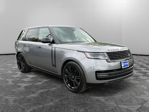 Used 2025 Land Rover Range Rover Autobiography AWD/4WD image 7