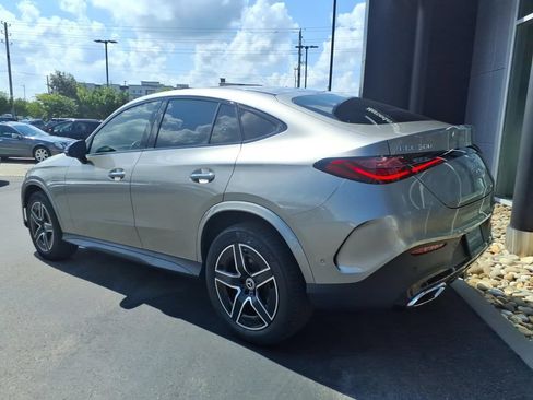 Used 2024 Mercedes-Benz GLC 300 4MATIC image 4