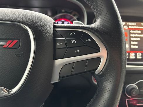 Used 2018 Dodge Charger GT image 19