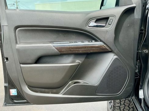 Used 2016 GMC Canyon SLT w/ Driver Alert Package image 43