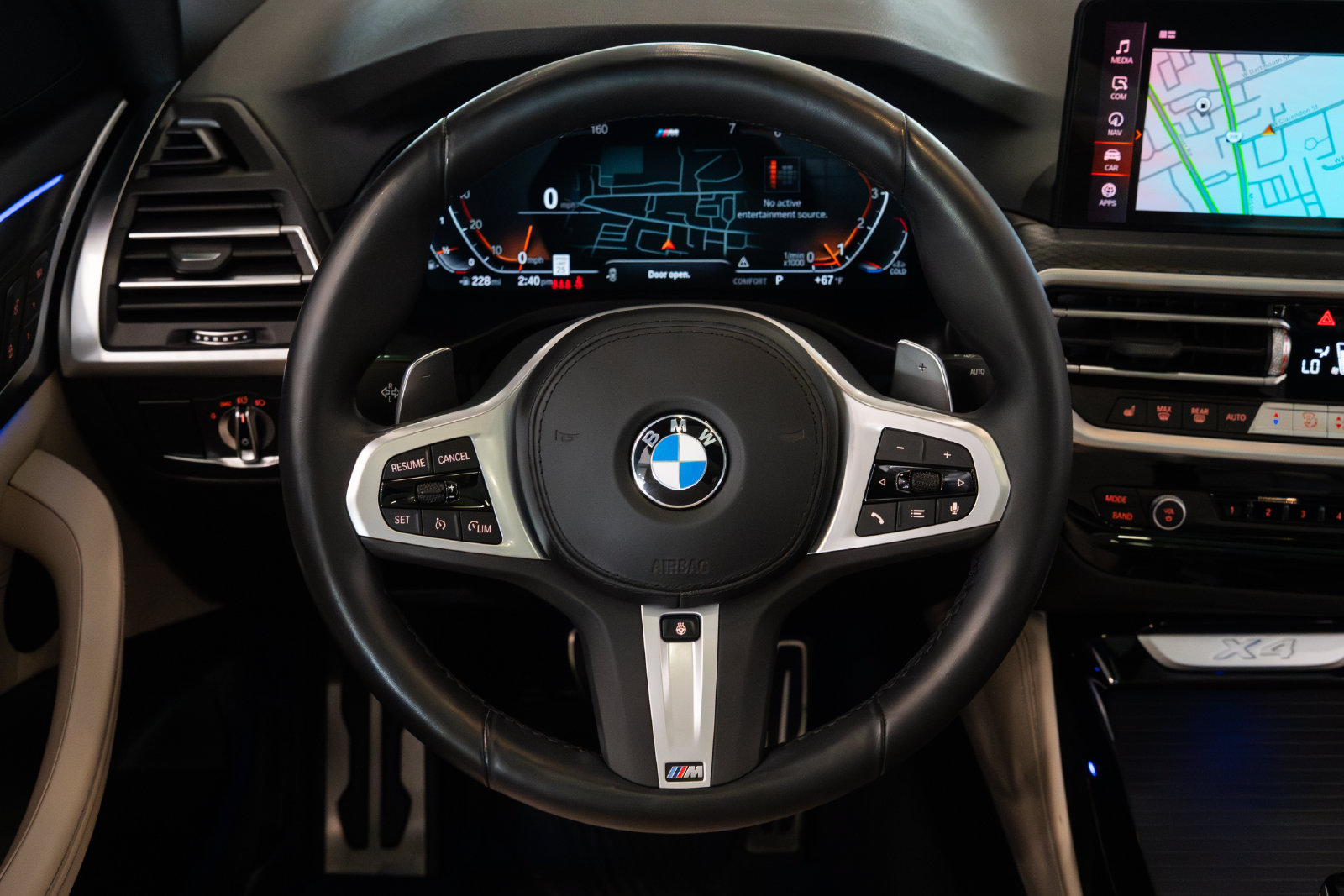 Used 2023 BMW X4 xDrive30i w/ M Sport Package AWD/4WD image 12