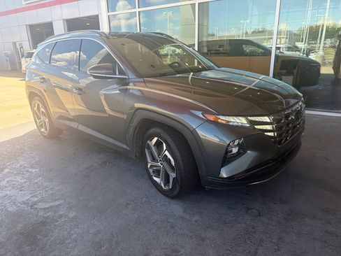 Used 2022 Hyundai Tucson Limited FWD image 2