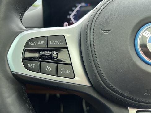 Used 2024 BMW i4 eDrive35 w/ M Sport Package RWD image 19