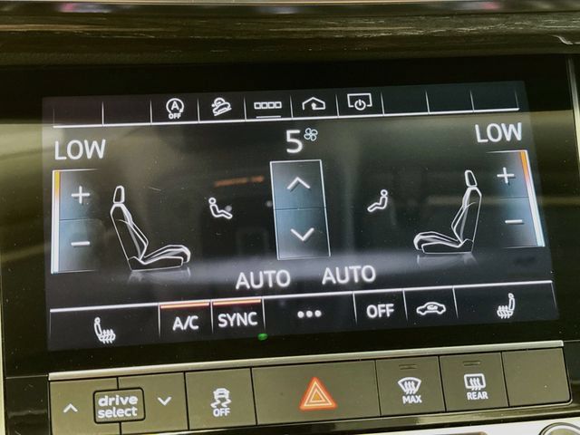 Used 2024 Audi Q7 3.0T Premium Plus AWD/4WD image 16