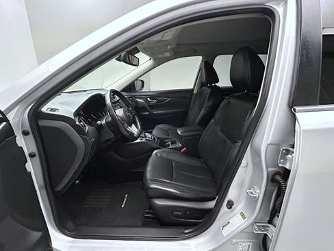 Used 2018 Nissan Rogue SL w/ Premium Package AWD/4WD image 10