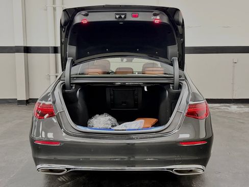 Used 2024 Mercedes-Benz S 580 4MATIC Sedan image 15