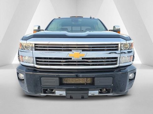Used 2016 Chevrolet Silverado 2500 High Country image 2