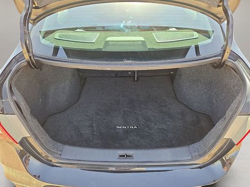 Used 2019 Nissan Sentra S image 14