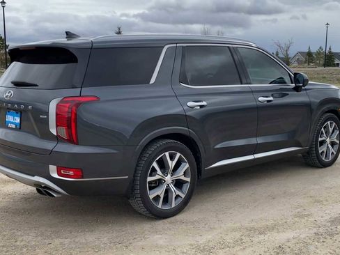 Used 2021 Hyundai Palisade Limited w/ Winter Package image 8