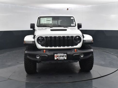 New 2025 Jeep Gladiator Mojave w/ Safety Group image 2