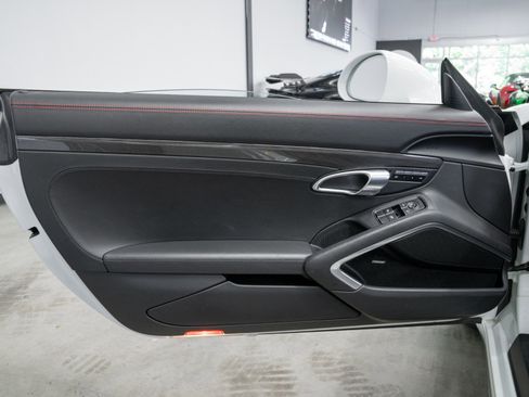 Used 2019 Porsche 911 Targa 4S AWD/4WD image 38