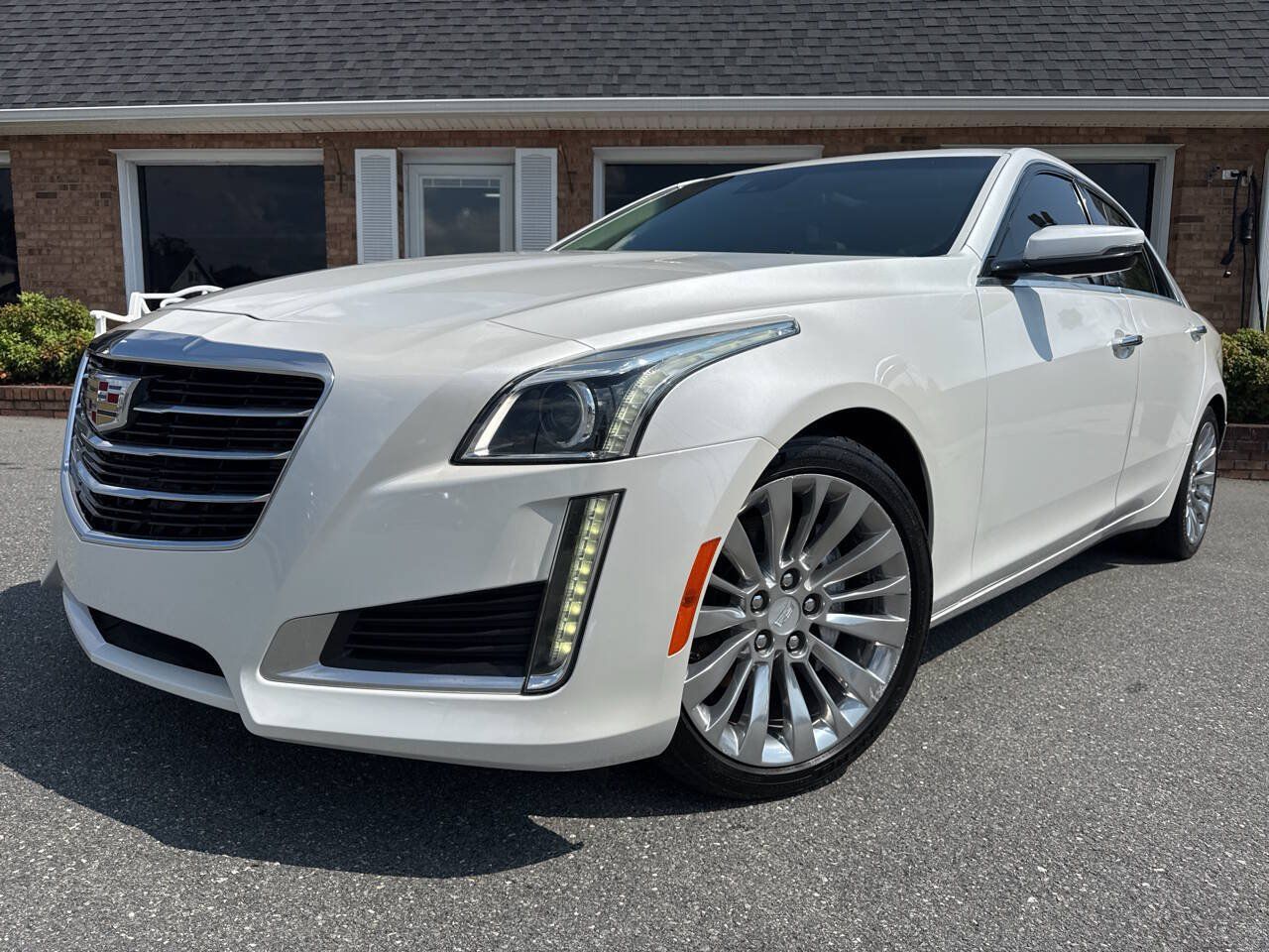 Used 2016 Cadillac CTS Luxury RWD image 37
