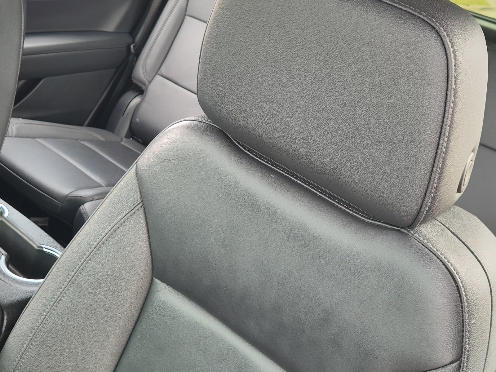 Certified 2025 Chevrolet Tahoe Z71 AWD/4WD image 19