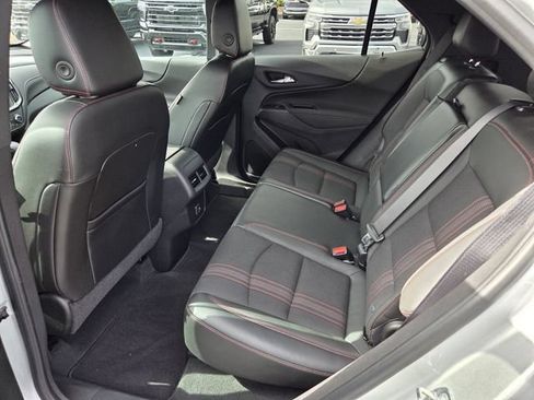 Certified 2022 Chevrolet Equinox RS FWD image 11