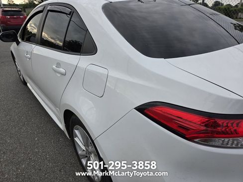 Used 2024 Toyota Corolla LE w/ LE Convenience Package FWD image 8