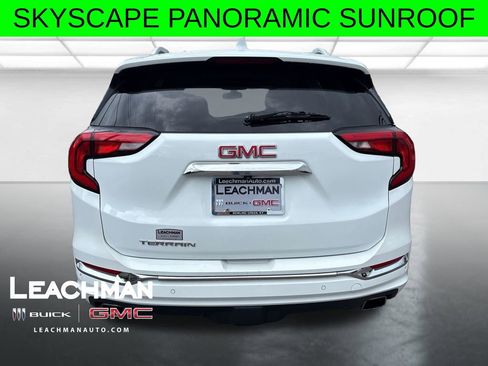 Used 2019 GMC Terrain Denali w/ Comfort Package FWD image 5