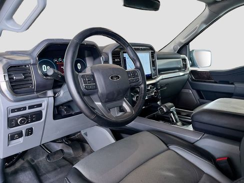 Used 2022 Ford F150 Lariat image 9