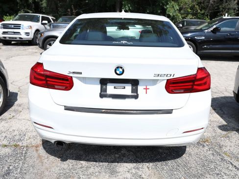Used 2016 BMW 320i xDrive Sedan AWD/4WD image 7