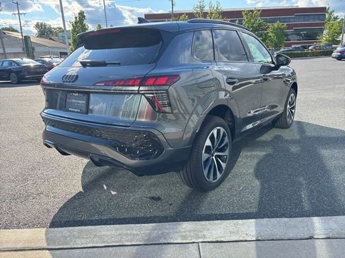 New 2026 Audi Q3 quattro 2.0T AWD/4WD image 5