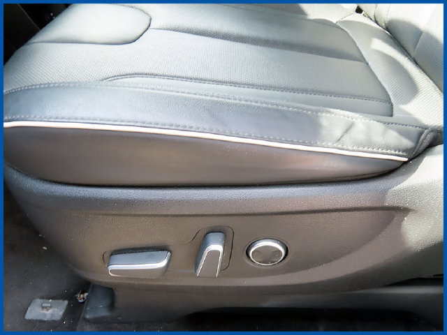 Used 2025 Hyundai Palisade SEL AWD/4WD image 14