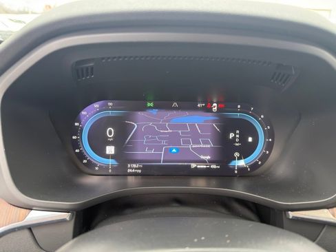 Used 2023 Volvo XC60 B5 Plus w/ Climate Package image 19