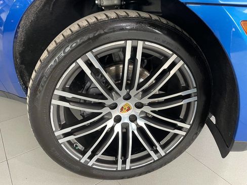 Used 2017 Porsche Macan image 11