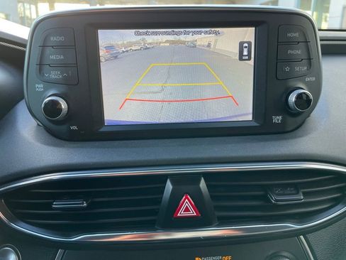 Used 2020 Hyundai Santa Fe SEL image 17