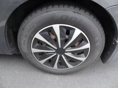 Used 2012 Honda Civic LX image 17