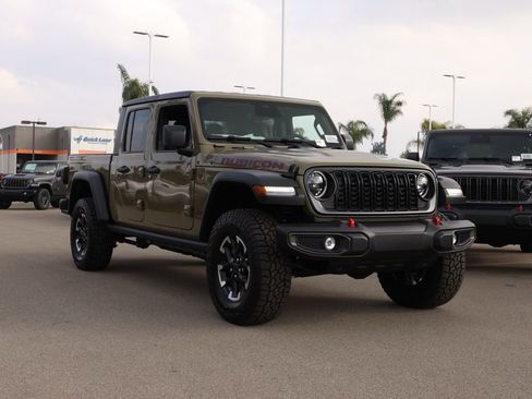 New 2026 Jeep Gladiator Rubicon w/ Safety Group image 2