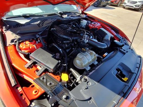Used 2017 Ford Mustang V6 Deluxe Coupe image 35