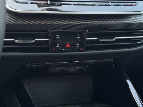 New 2025 Volkswagen GTI SE image 38