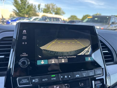 Used 2018 Honda Odyssey EX-L image 31