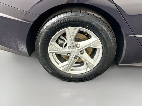 Used 2023 Hyundai Sonata SE w/ Cargo Package FWD image 32