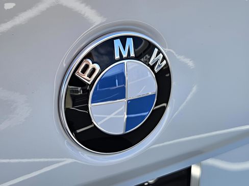 New 2026 BMW 530i w/ Convenience Package RWD image 28
