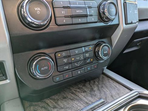 Used 2019 Ford F250 Lariat w/ Lariat Ultimate Package image 15