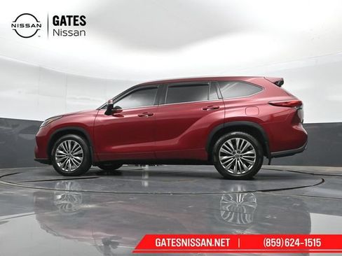 Used 2021 Toyota Highlander Platinum AWD/4WD image 48