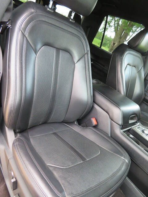 Used 2021 Ford Expedition Max Limited AWD/4WD image 18