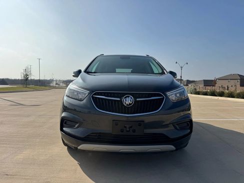 Used 2018 Buick Encore Preferred image 2