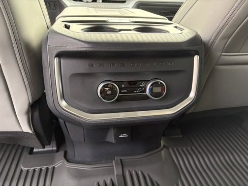 New 2025 Ford Expedition Max Active image 31