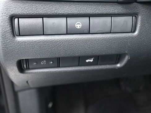 Used 2023 Nissan Rogue SL w/ SL Premium Package image 20