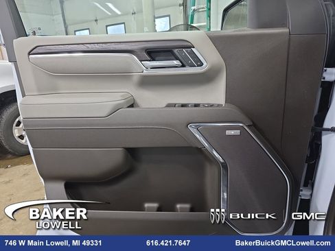 New 2026 GMC Sierra 1500 SLT w/ SLT Premium Package image 25