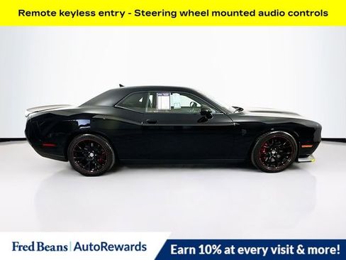 Used 2019 Dodge Challenger SRT Hellcat Redeye RWD image 8