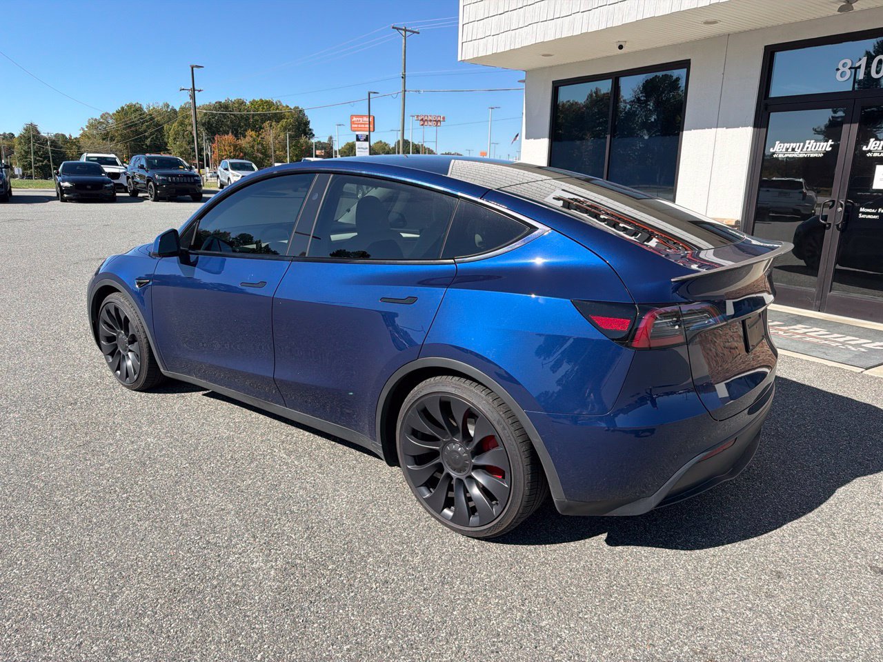 Used 2024 Tesla Model Y Performance AWD/4WD image 5