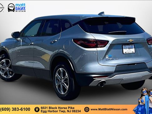 Used 2025 Chevrolet Blazer LT AWD/4WD image 11