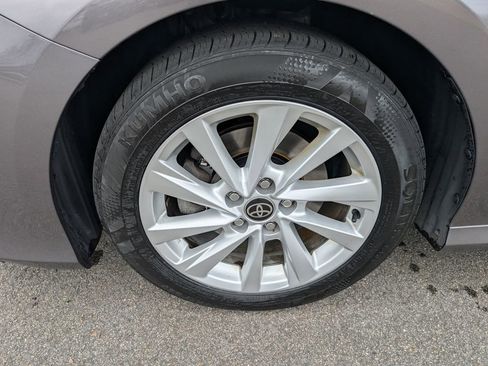 Used 2023 Toyota Camry LE AWD/4WD image 11