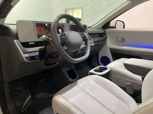Used 2023 Hyundai Ioniq 5 SEL image 16
