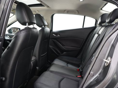 Used 2018 MAZDA MAZDA3 Grand Touring w/ Premium Equipment Package FWD image 13