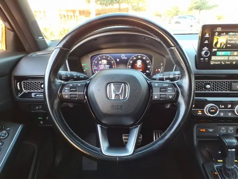 Used 2022 Honda Civic Sport Touring image 12