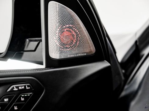 Used 2023 BMW X7 M60i w/ Executive Package image 80