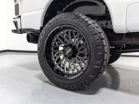 Used 2024 Ford F250 Limited w/ FX4 Off-Road Package AWD/4WD image 29